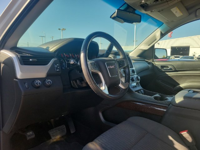 Used 2018 GMC Yukon SLE w/ SLE Value Package AWD/4WD image 16