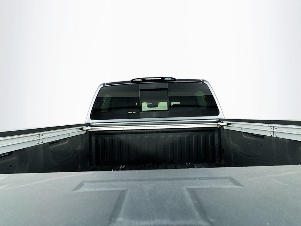 Used 2017 Nissan Titan SL w/ Chrome Package RWD image 31