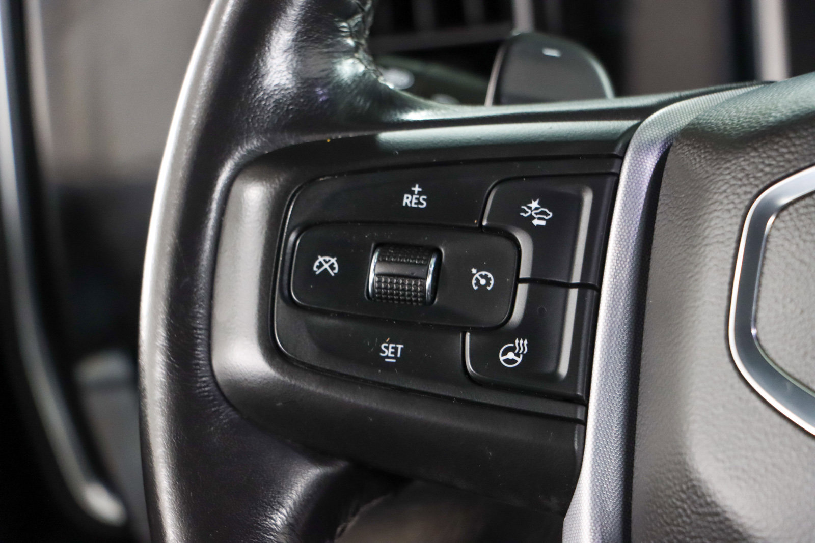 Used 2023 GMC Sierra 1500 Elevation w/ Preferred Package image 15