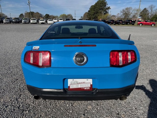 Used 2010 Ford Mustang GT RWD image 2