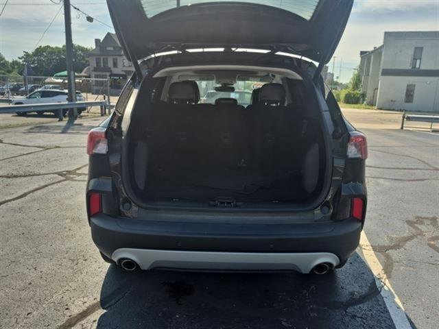 Used 2022 Ford Escape Titanium image 56