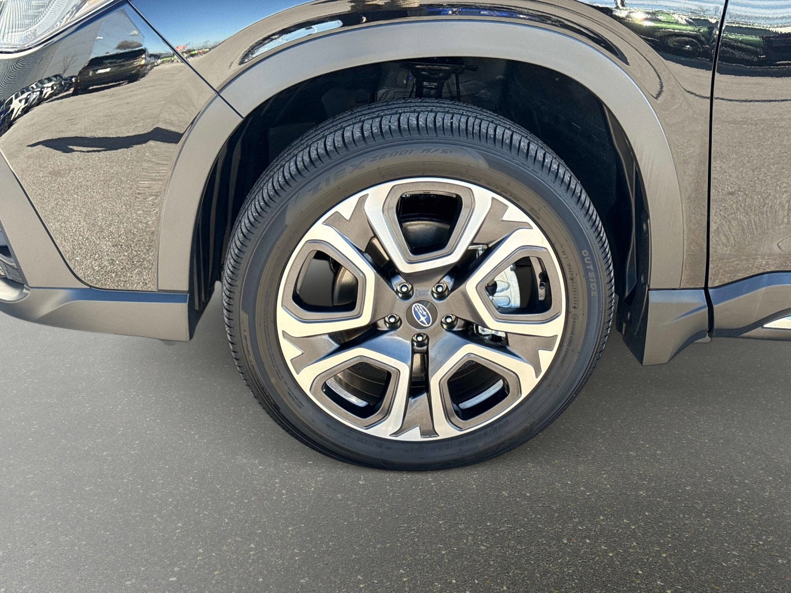 Certified 2025 Subaru Ascent Limited w/ Popular Package #1 image 11