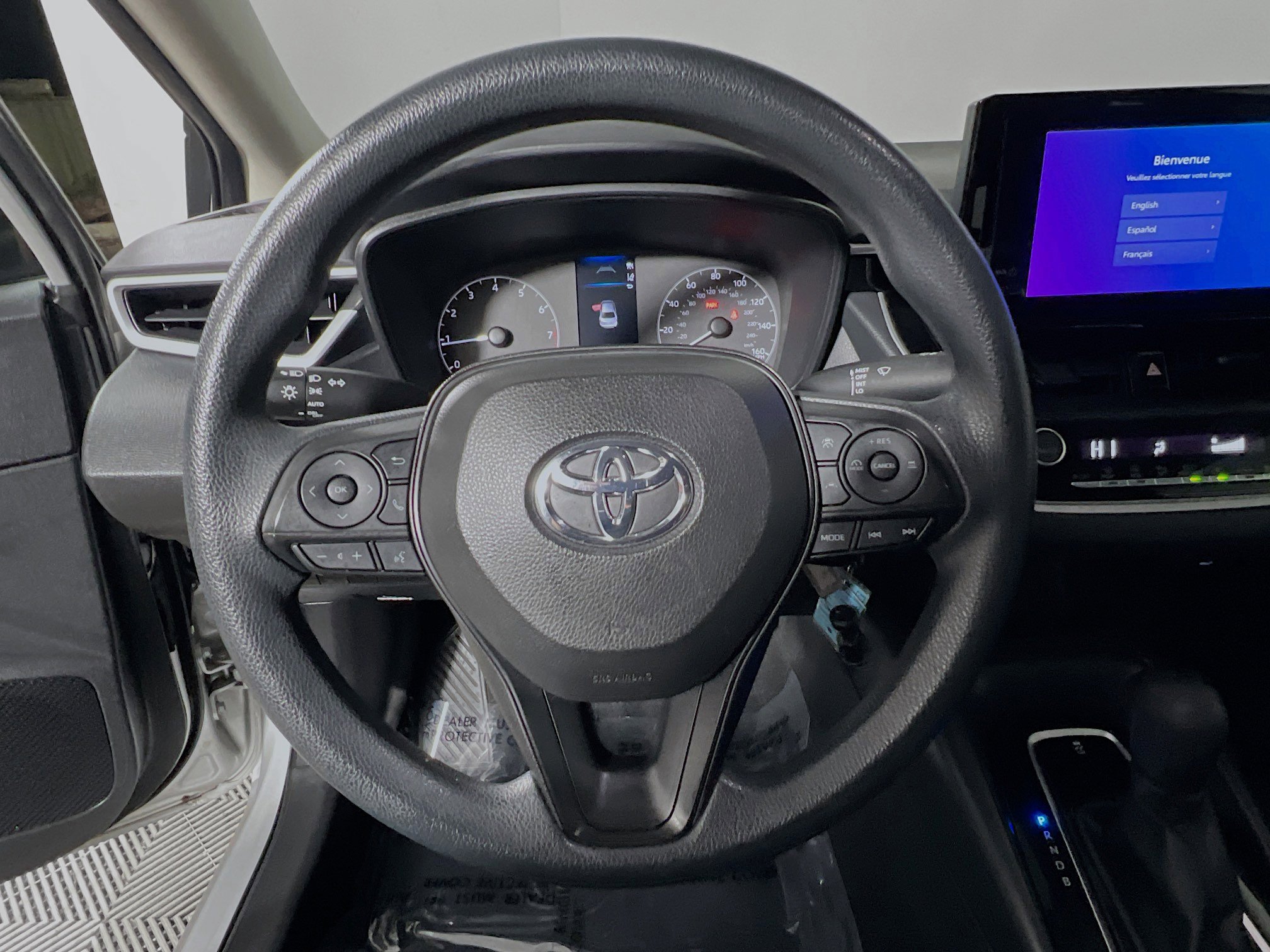 Used 2023 Toyota Corolla LE image 18