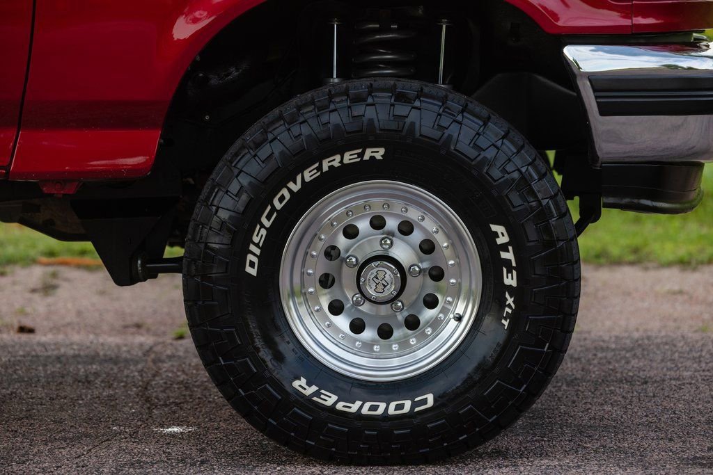 Used 1994 Ford Bronco XLT image 41