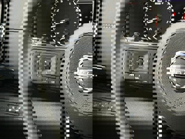 New 2025 Nissan Pathfinder SV image 25