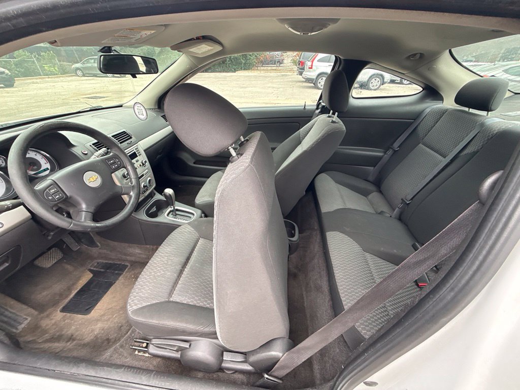 Used 2005 Chevrolet Cobalt LS w/ Preferred Equipment Group FWD image 25