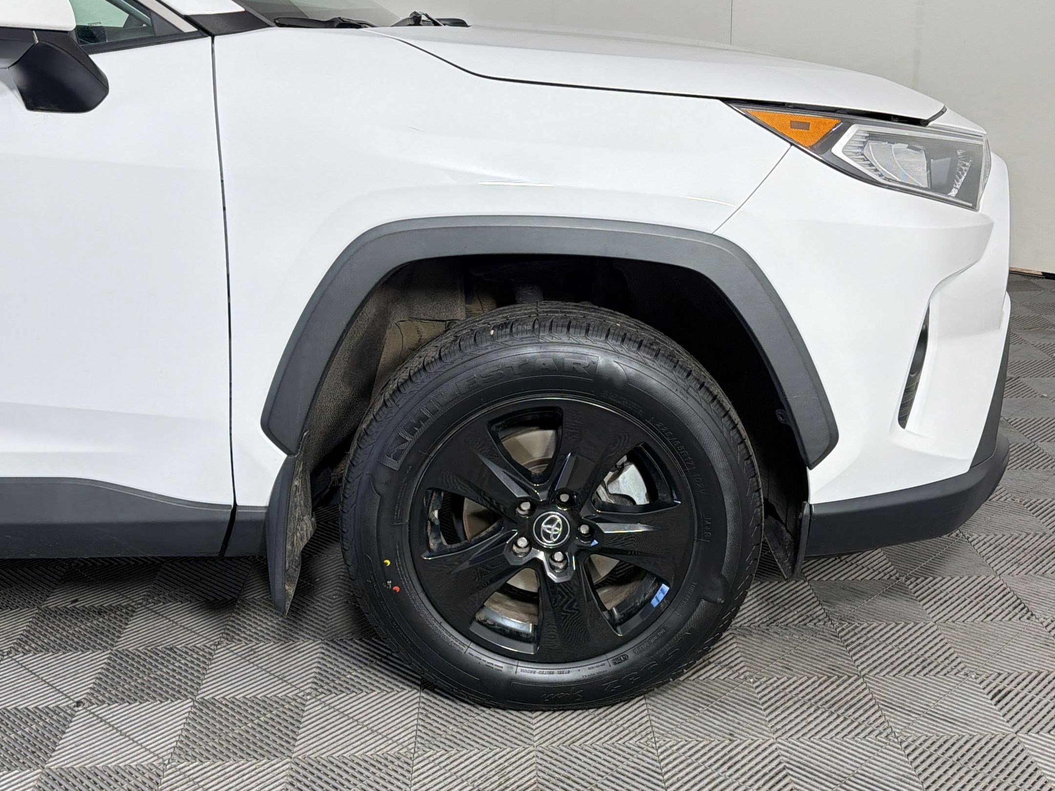 Used 2021 Toyota RAV4 XLE image 12