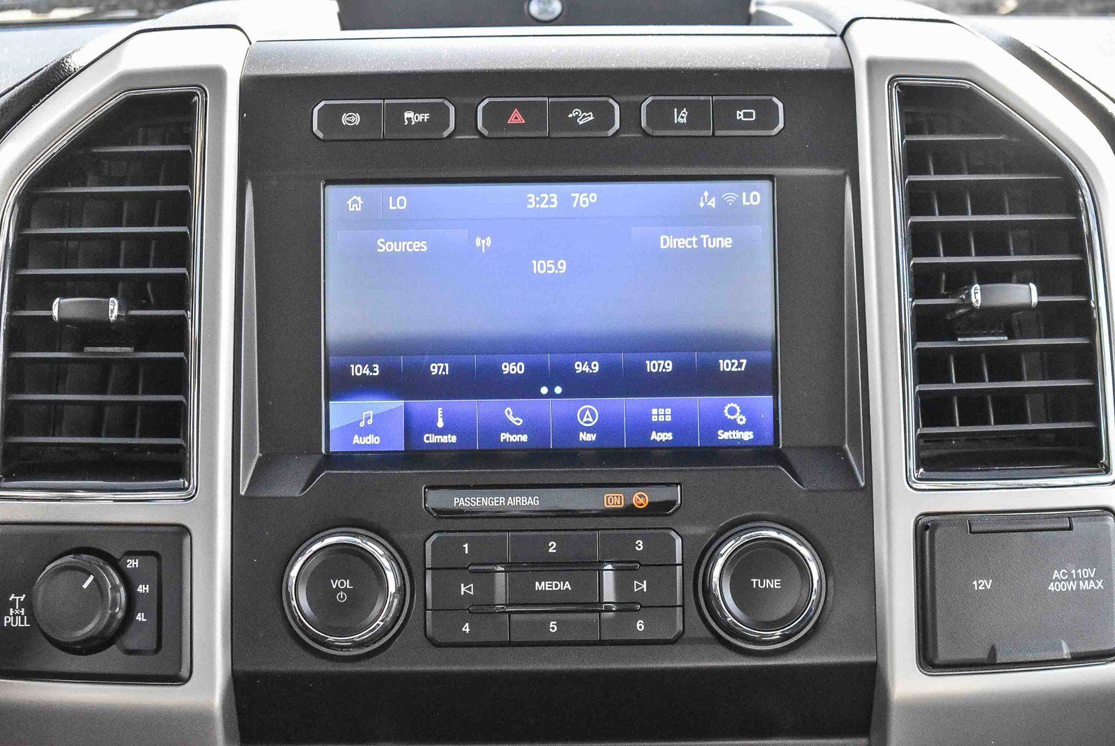 Used 2020 Ford F350 Lariat w/ Lariat Ultimate Package image 13