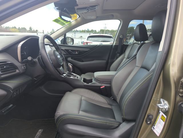 Used 2025 Subaru Outback Onyx Edition AWD/4WD image 11