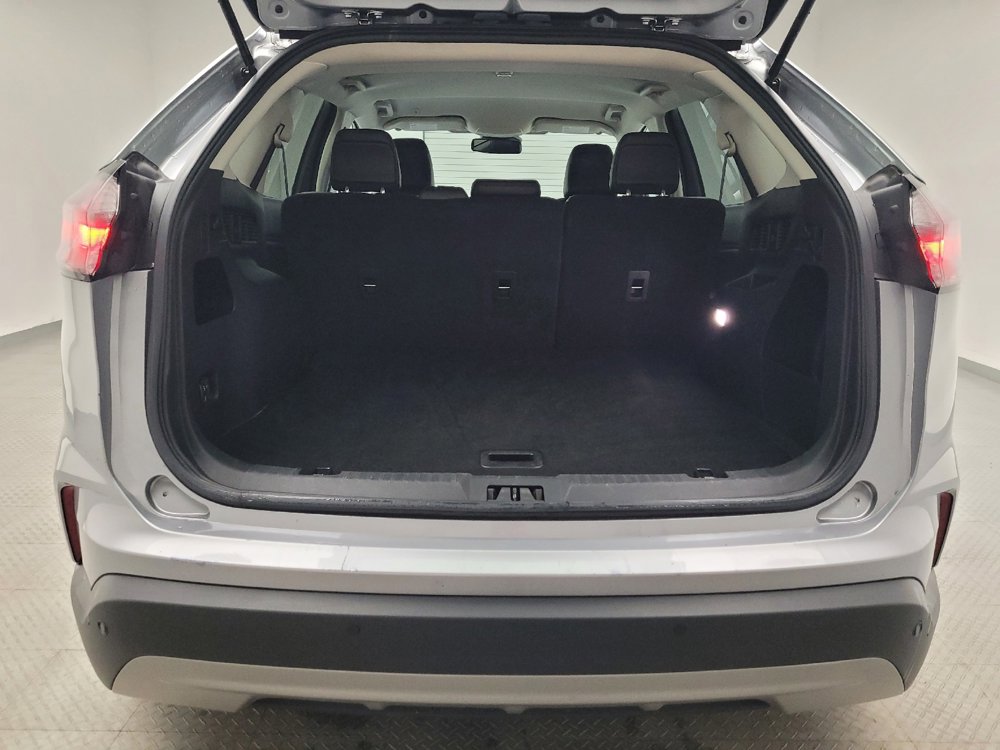 Used 2023 Ford Edge SEL image 29