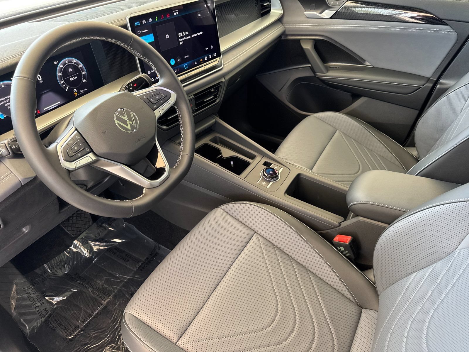 New 2026 Volkswagen Tiguan SE AWD/4WD image 10