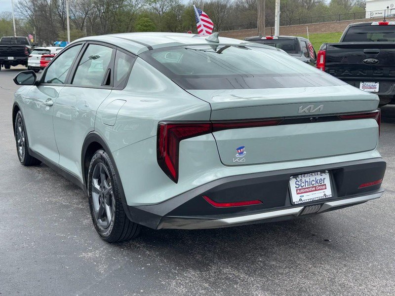Used 2025 Kia K4 FWD image 6