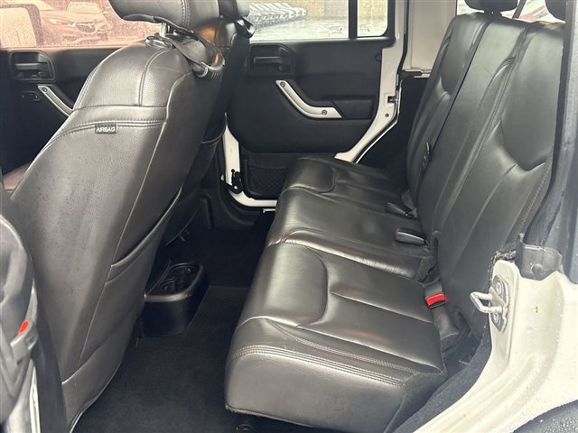 Used 2014 Jeep Wrangler Unlimited Rubicon w/ Dual Top Group image 21
