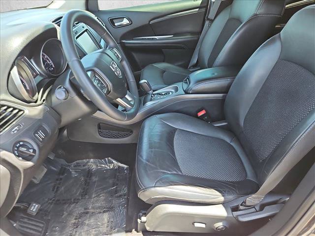 Used 2019 Dodge Journey Crossroad w/ Driver Convenience Group FWD image 20