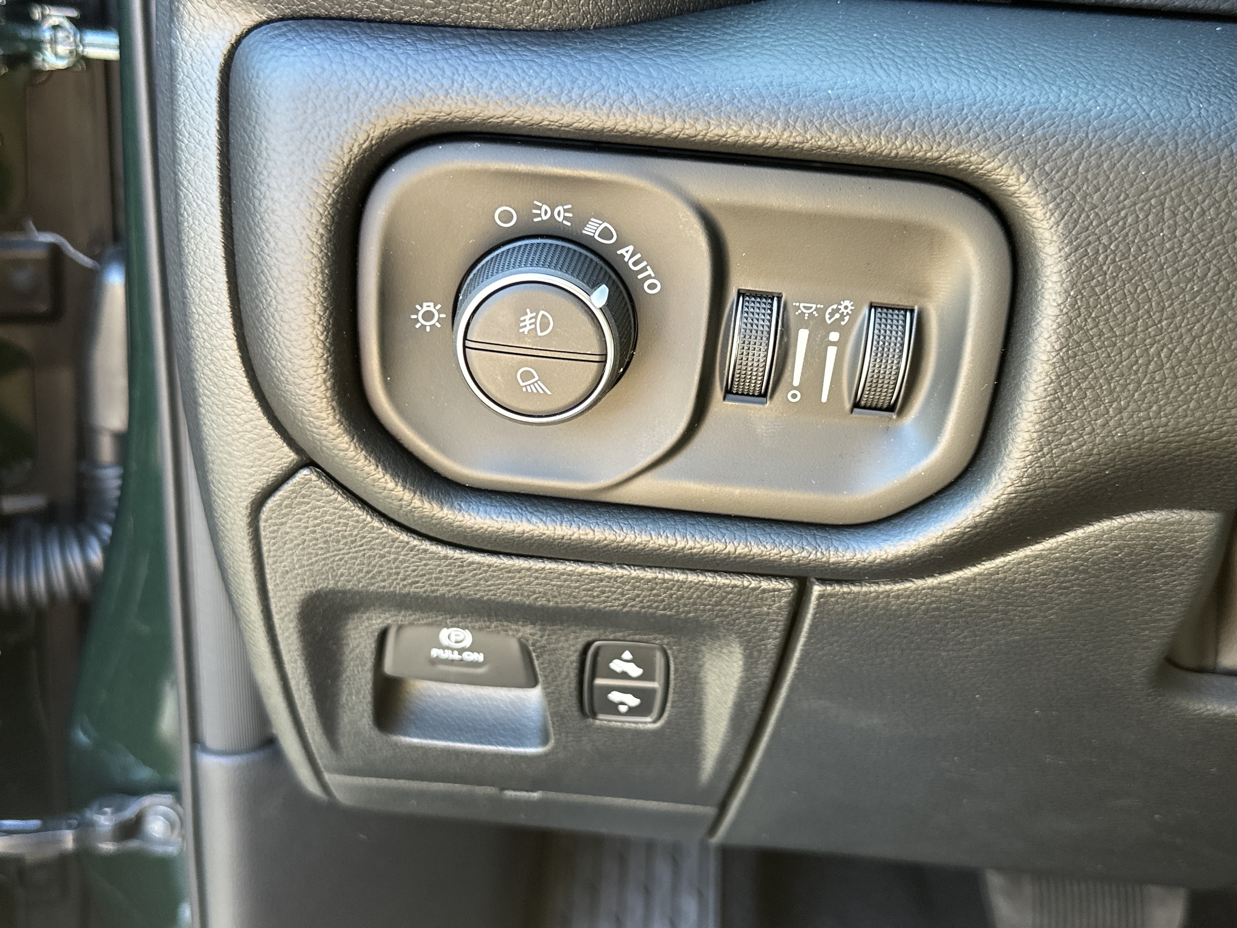New 2026 RAM 1500 Big Horn AWD/4WD image 12
