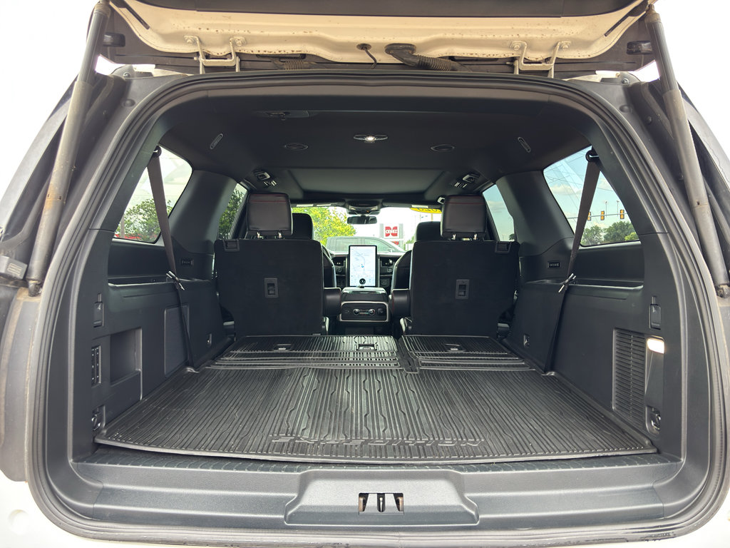Used 2023 Ford Expedition Max Limited AWD/4WD image 9