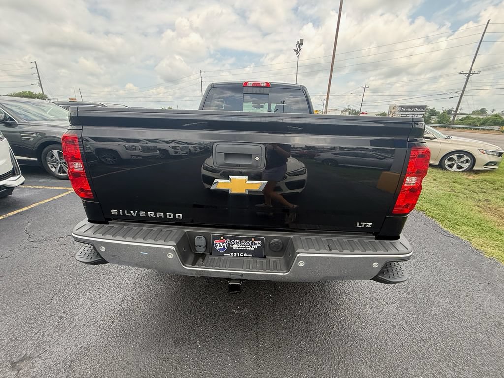 Used 2015 Chevrolet Silverado 1500 LTZ Z71 w/ LTZ Plus Package AWD/4WD image 4