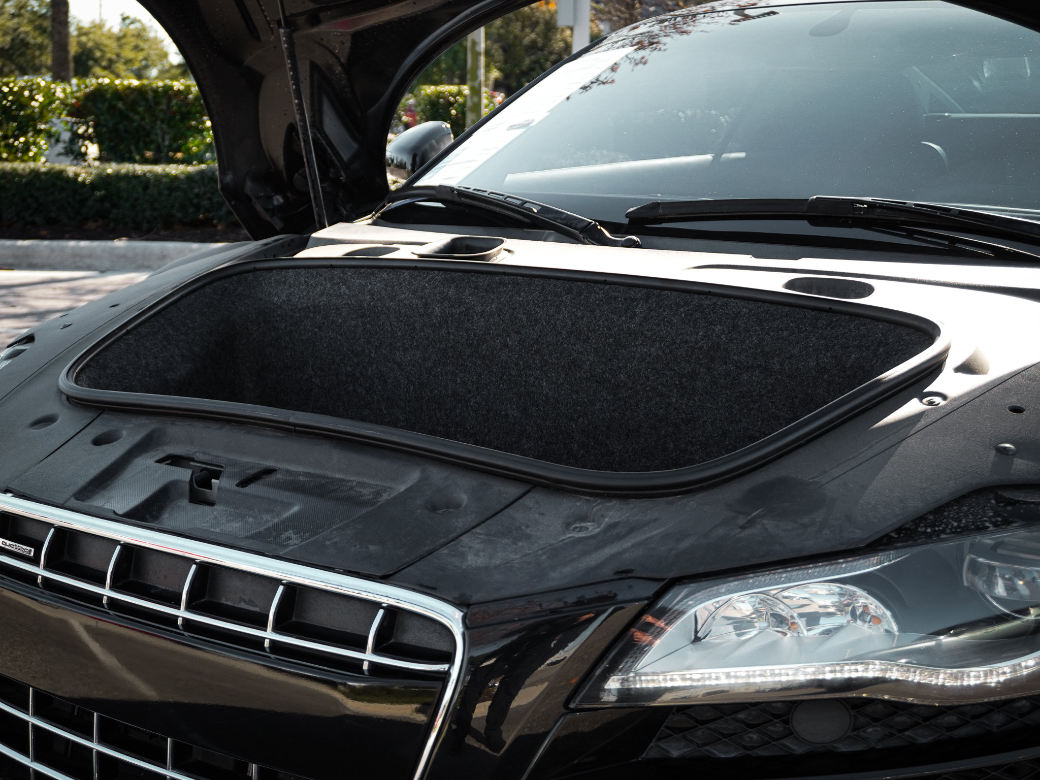 Used 2010 Audi R8 V10 image 36