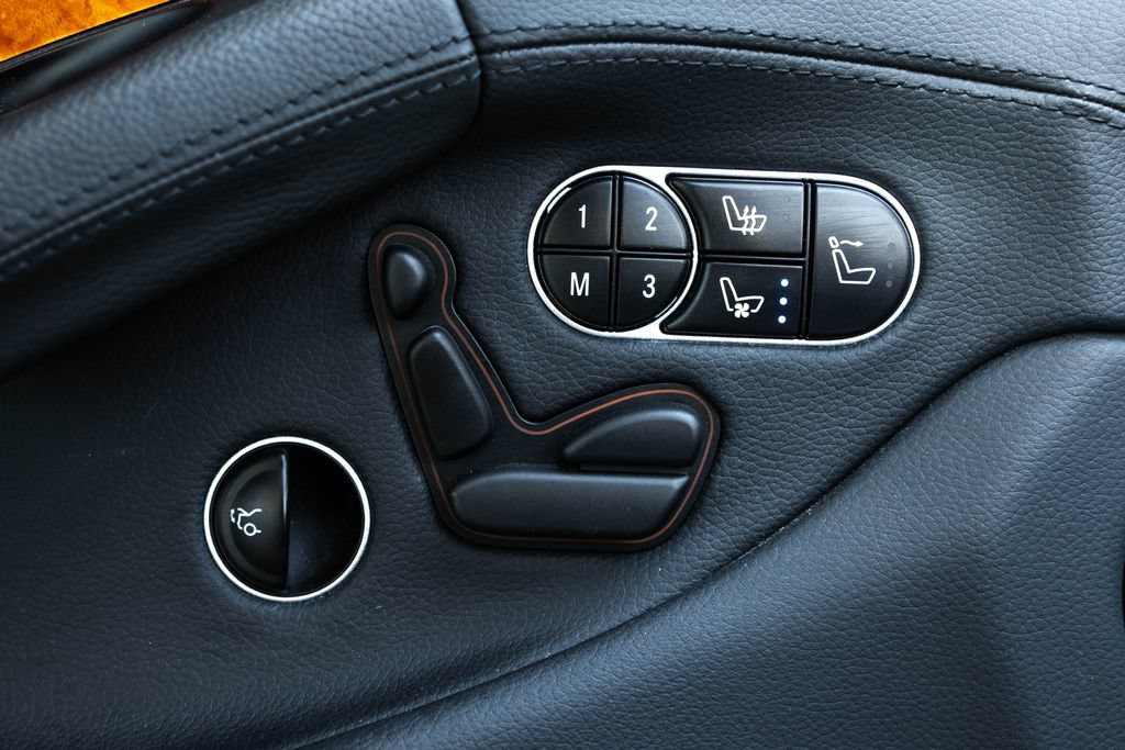 Used 2011 Mercedes-Benz SL 63 AMG image 29