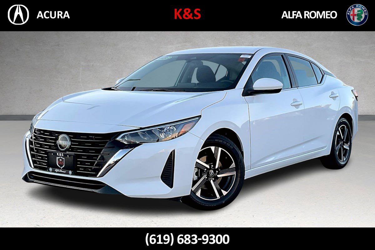 Used 2024 Nissan Sentra SV image 1