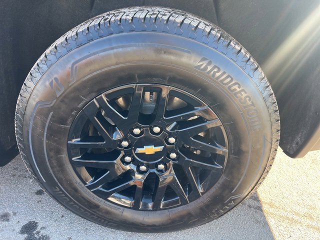 Used 2024 Chevrolet Silverado EV W/T image 11