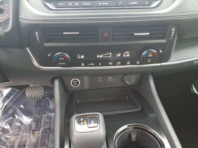 Used 2022 Nissan Rogue S FWD image 25