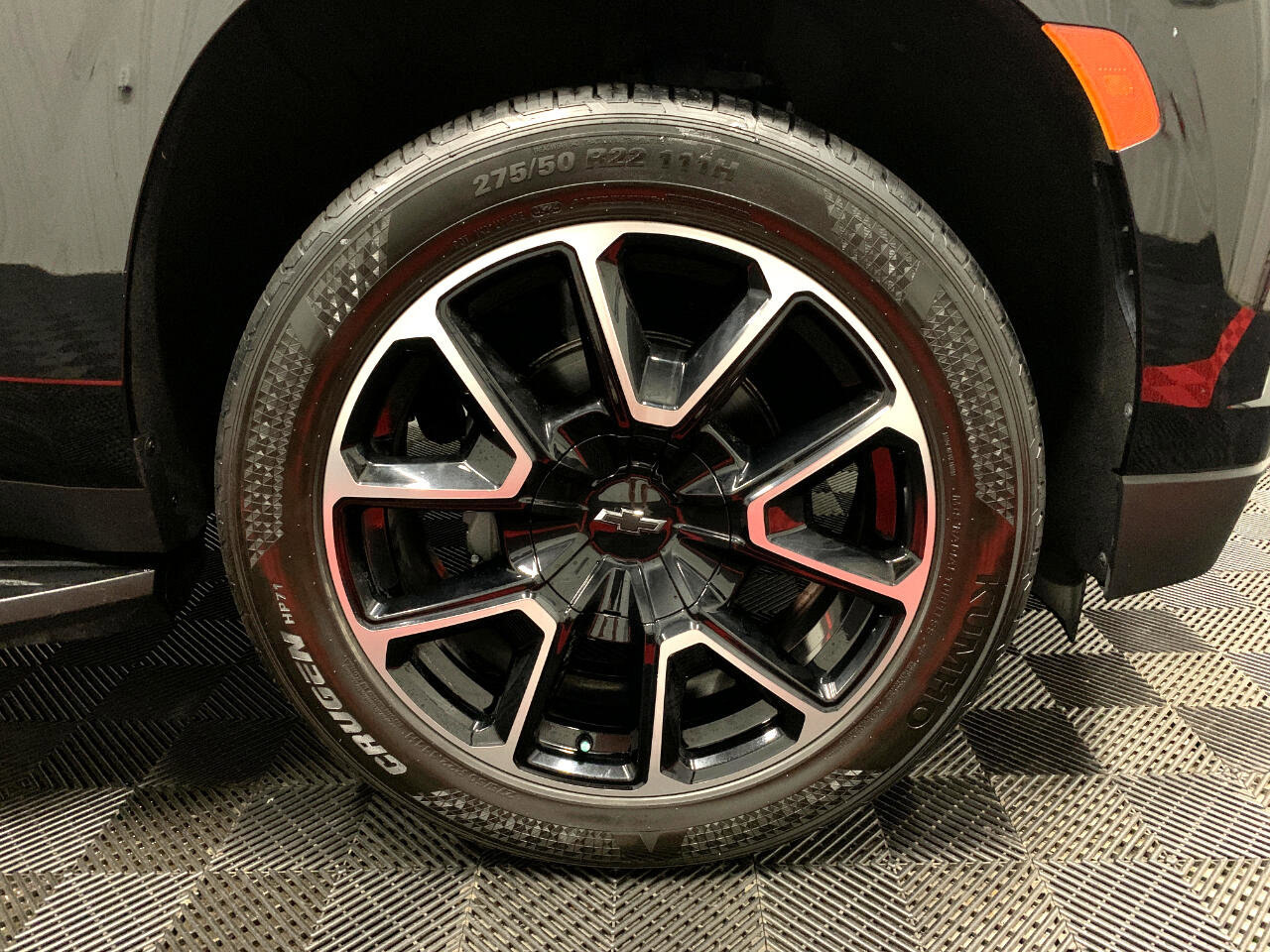 Used 2022 Chevrolet Tahoe RST w/ Luxury Package image 24