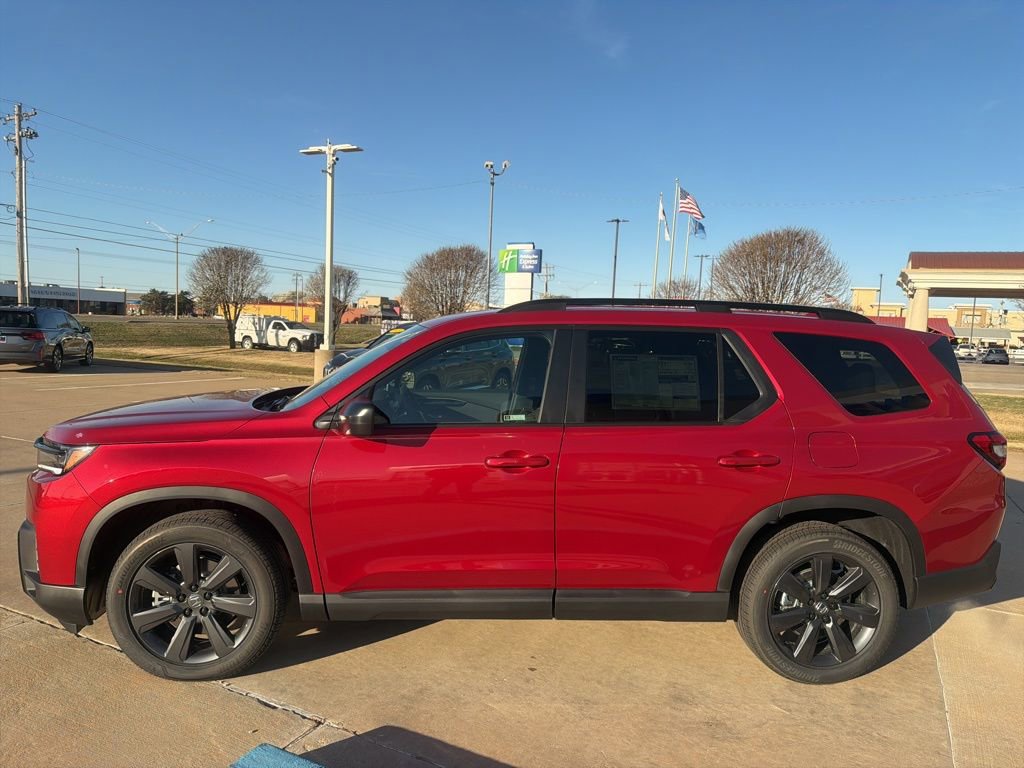 New 2026 Honda Pilot Sport image 5