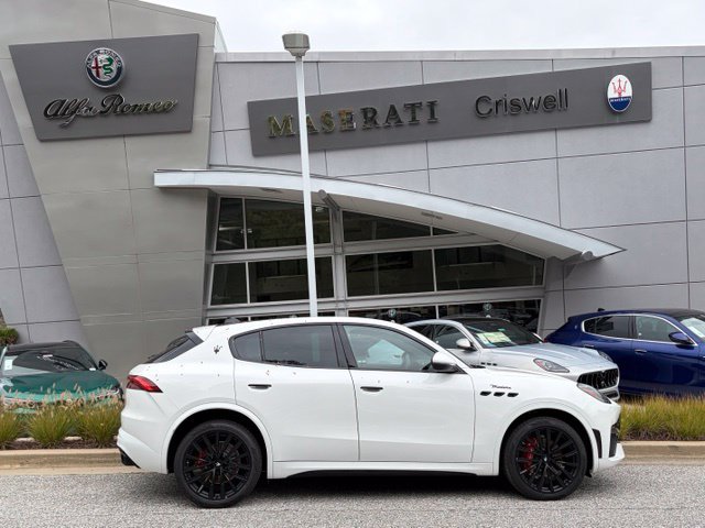 New 2027 Maserati Grecale Modena AWD/4WD image 4