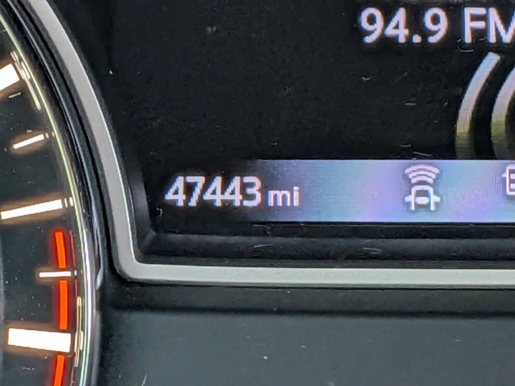 Used 2020 Nissan Pathfinder SV FWD image 33