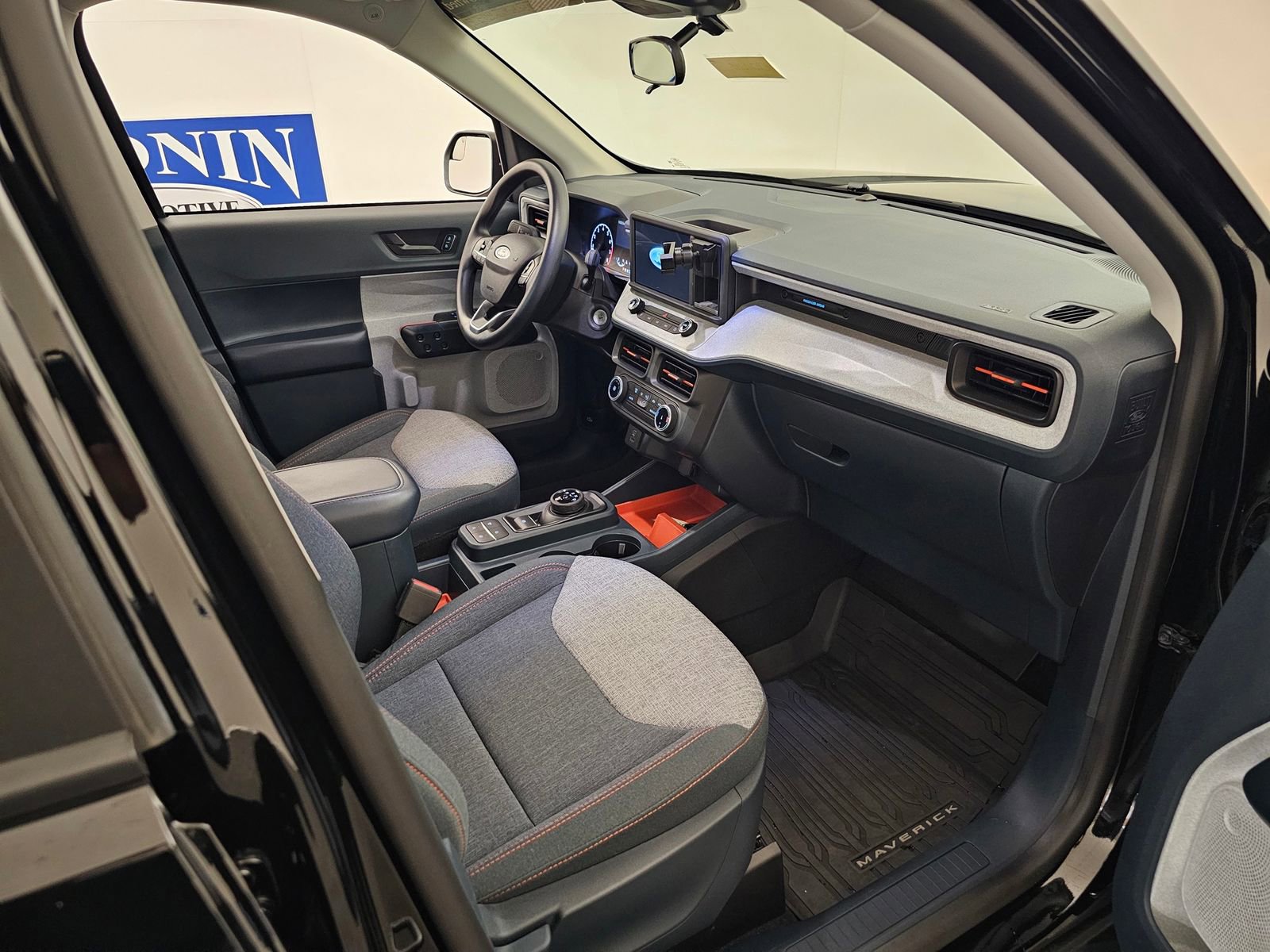 Used 2024 Ford Maverick XLT w/ Equipment Group 300A Standard image 27