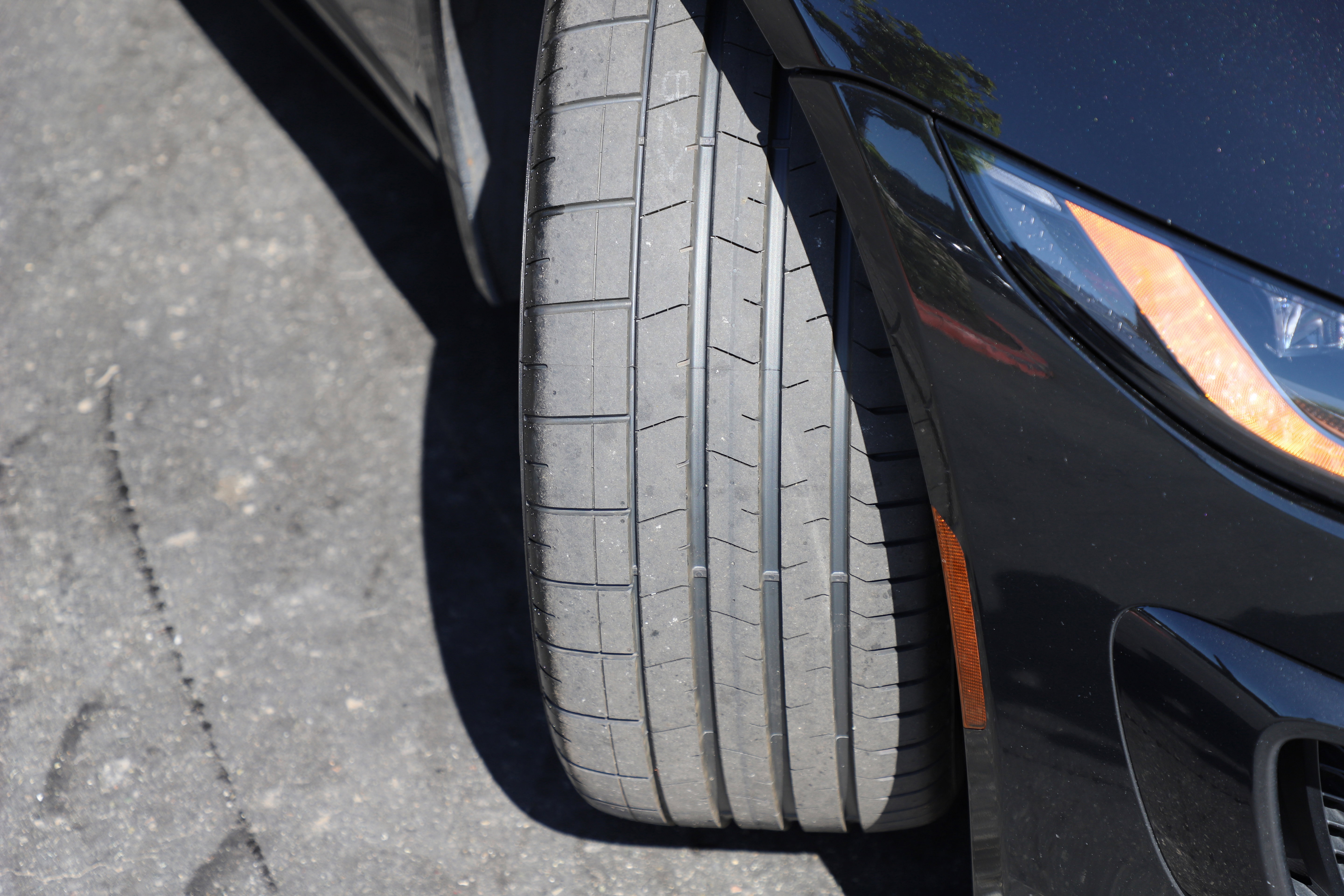 Certified 2023 Jaguar F-TYPE R AWD/4WD image 3