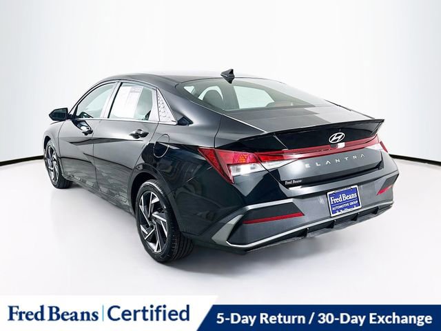 Certified 2025 Hyundai Elantra Sport image 6
