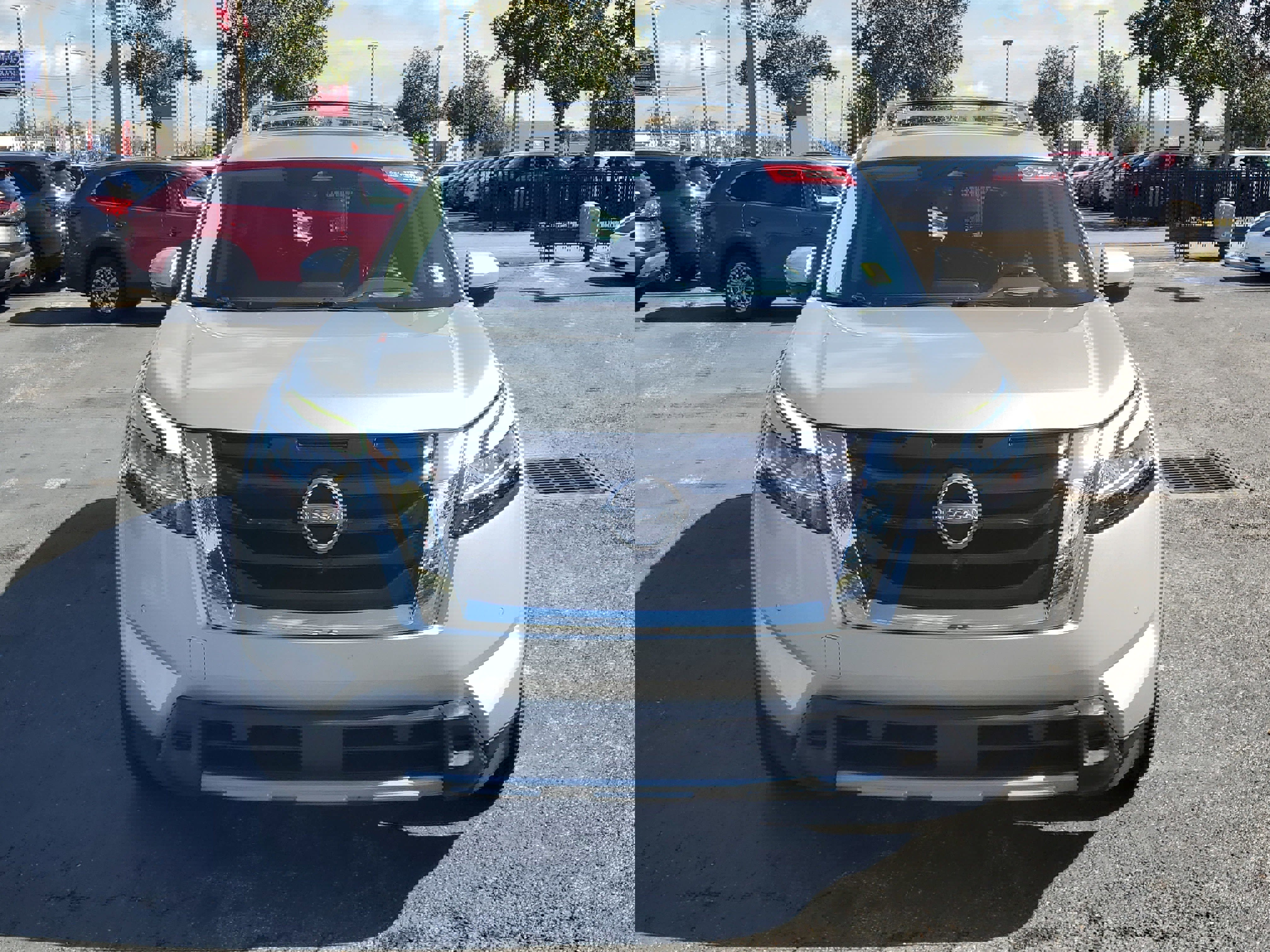 Certified 2023 Nissan Pathfinder Platinum image 2