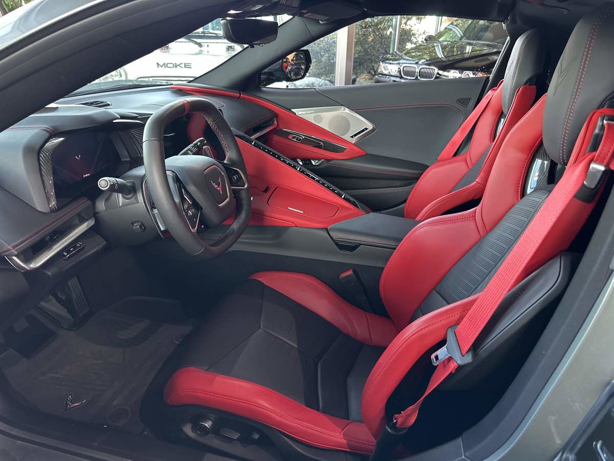 Used 2022 Chevrolet Corvette Stingray Preferred Cpe w/ Z51 Performance Package image 11