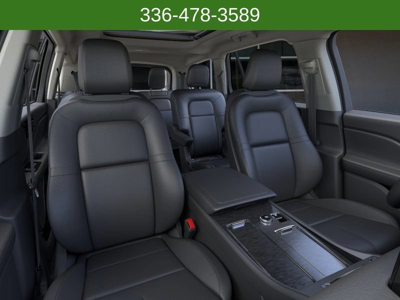 New 2026 Lincoln Aviator 2WD w/ Jet Appearance Package image 10