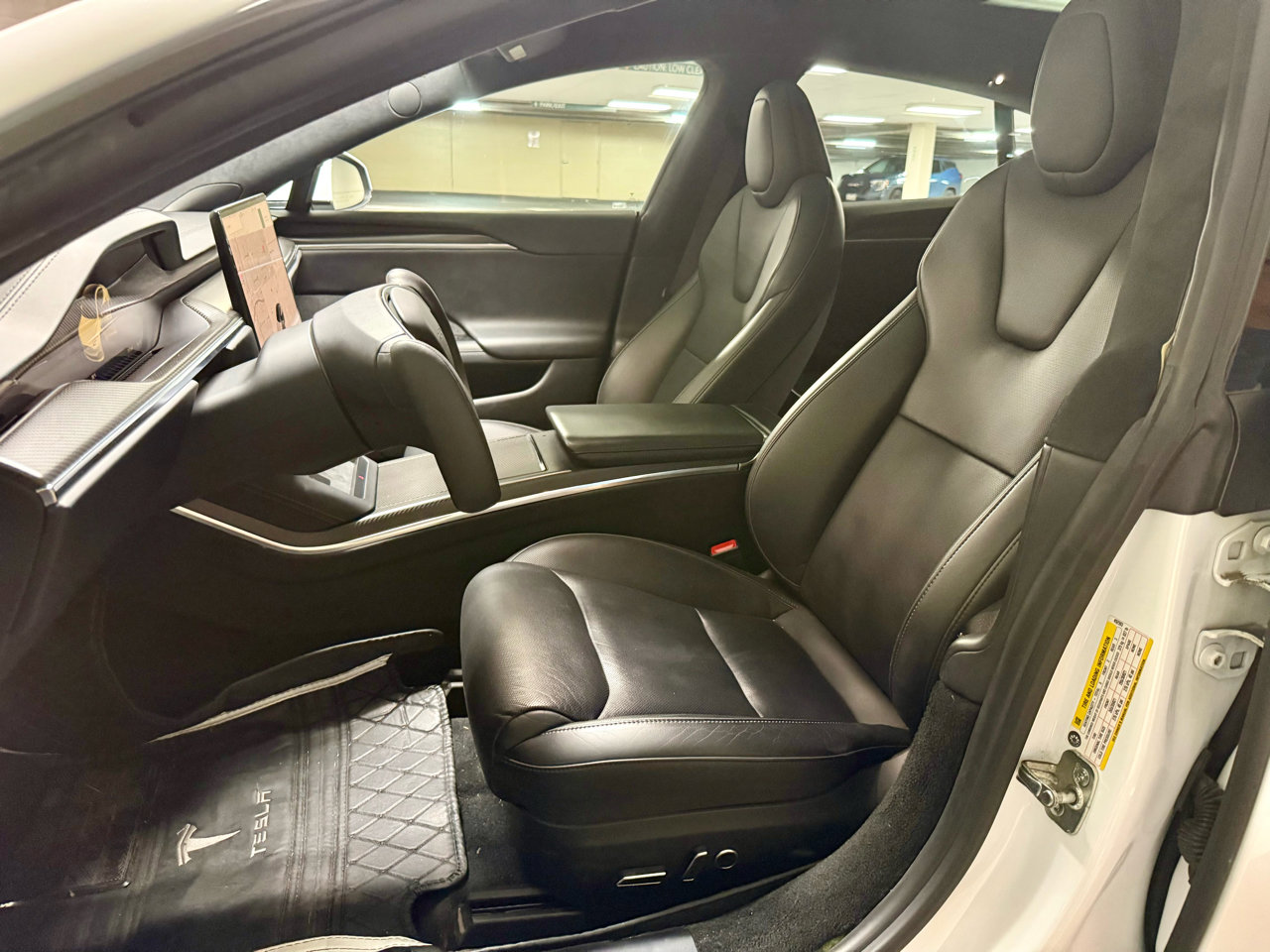 Used 2021 Tesla Model S Plaid image 16