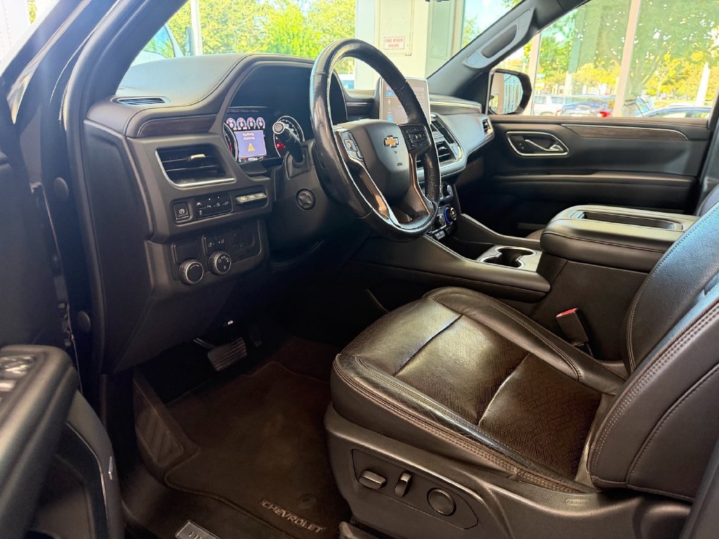 Used 2021 Chevrolet Suburban High Country RWD image 13