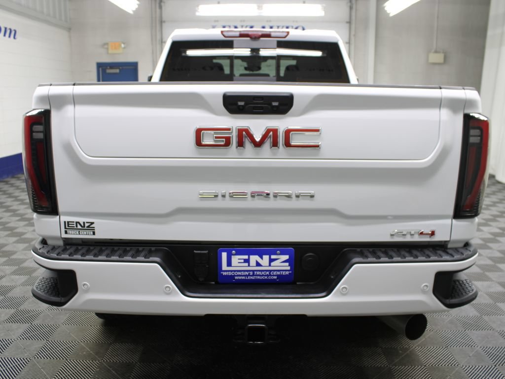 Used 2026 GMC Sierra 2500 AT4 w/ Technology Package AWD/4WD image 47