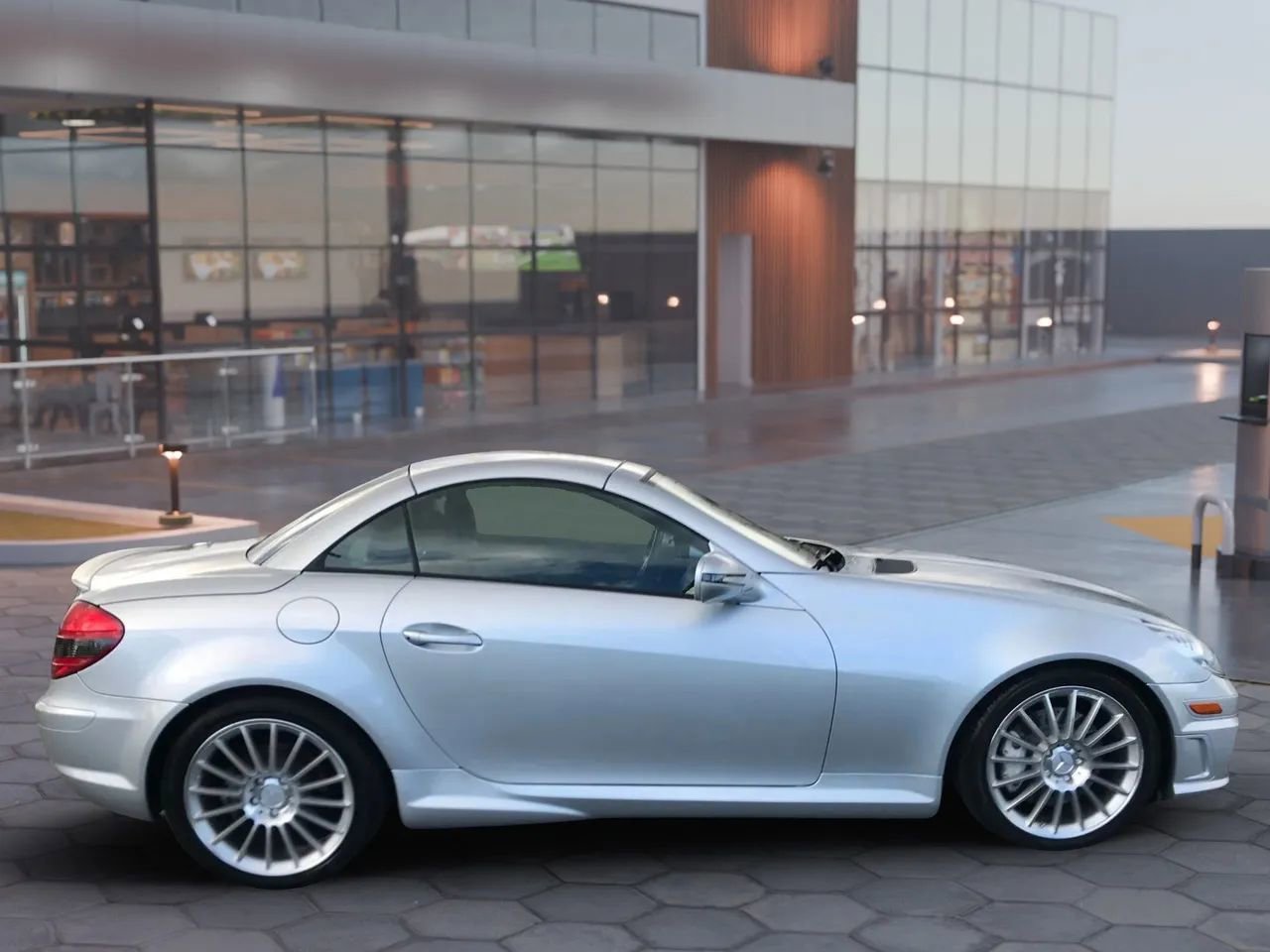 Used 2009 Mercedes-Benz SLK 350 image 36