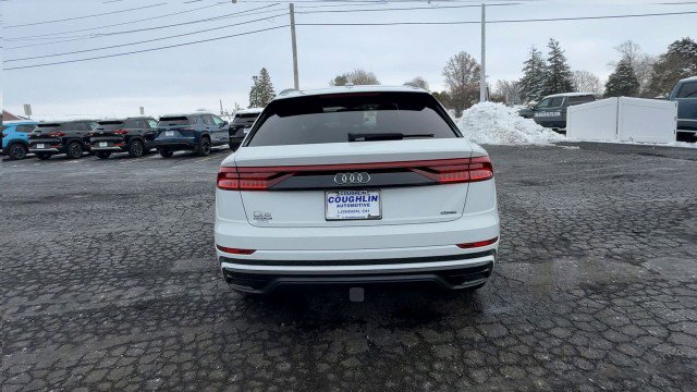 Used 2021 Audi Q8 Premium Plus image 7