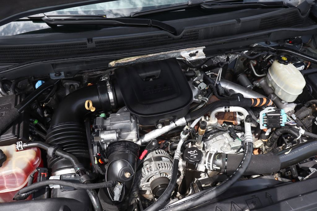 Used 2016 GMC Sierra 2500 Denali w/ Duramax Plus Package image 13