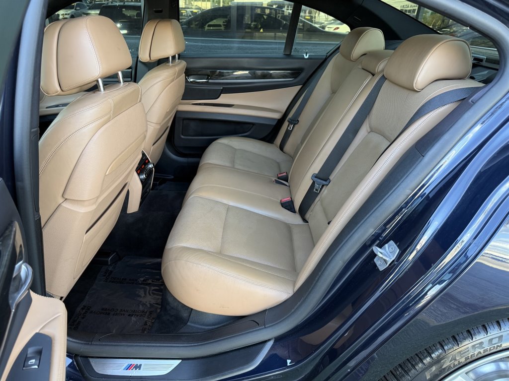 Used 2015 BMW 740i RWD image 15