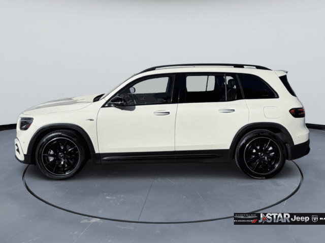 Used 2026 Mercedes-Benz GLB 35 AMG 4MATIC image 8