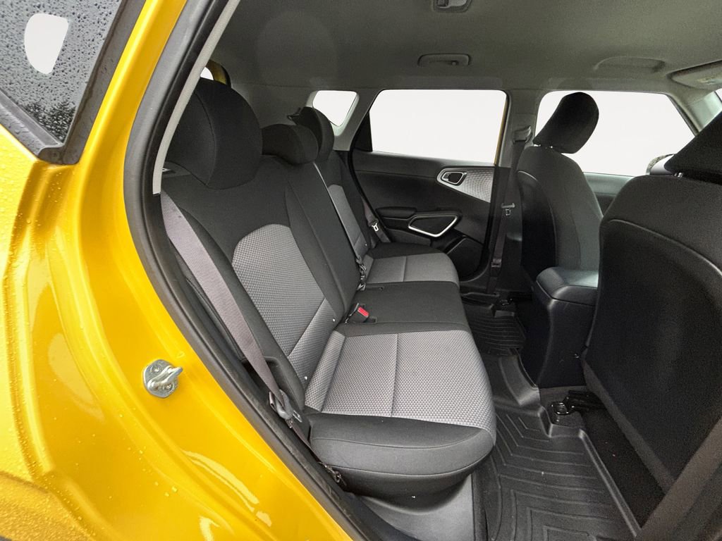 Used 2020 Kia Soul LX image 11