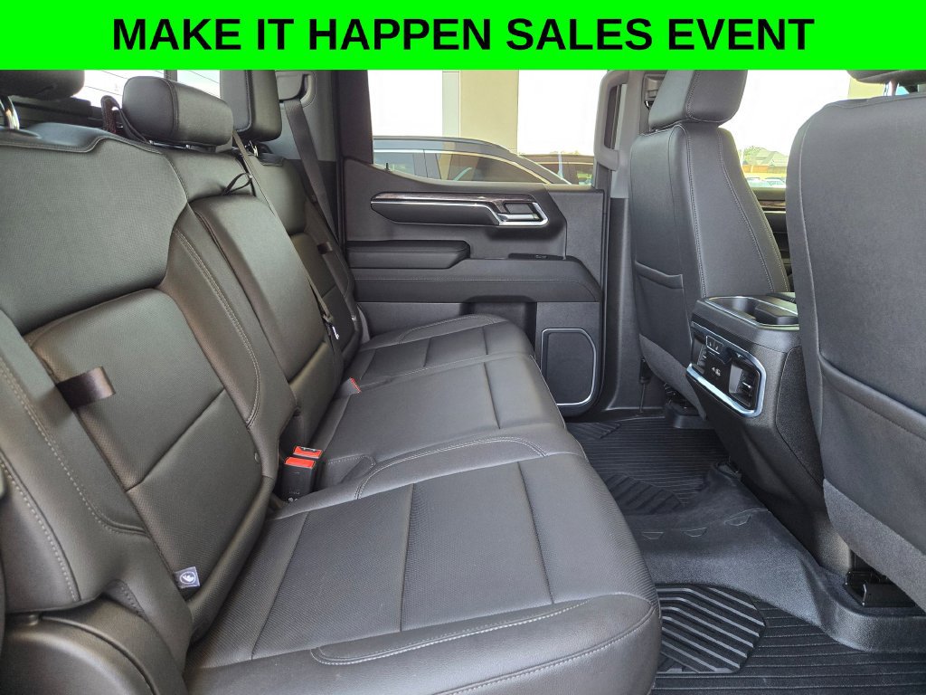 Used 2023 Chevrolet Silverado 1500 LTZ AWD/4WD image 25