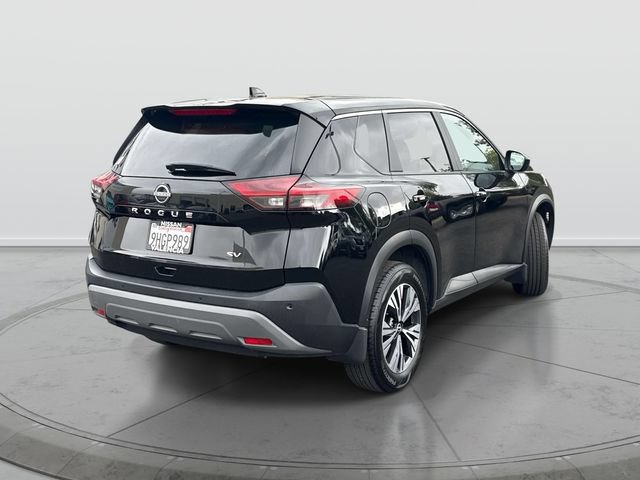 Certified 2023 Nissan Rogue SV FWD image 4