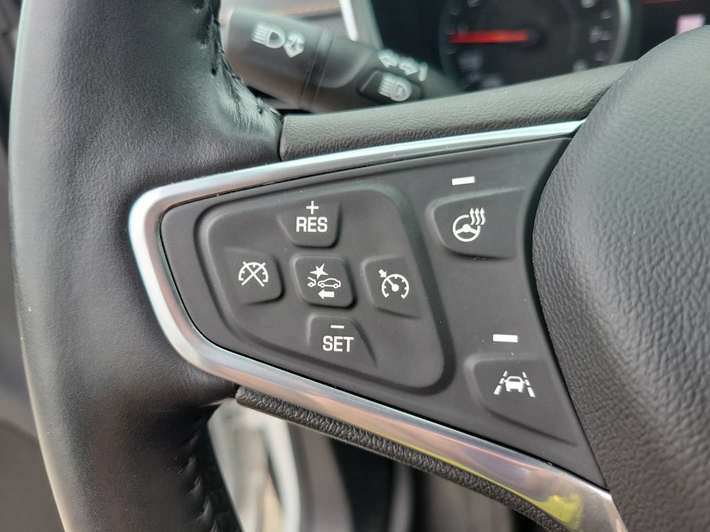 Used 2022 Chevrolet Equinox Premier AWD/4WD image 25