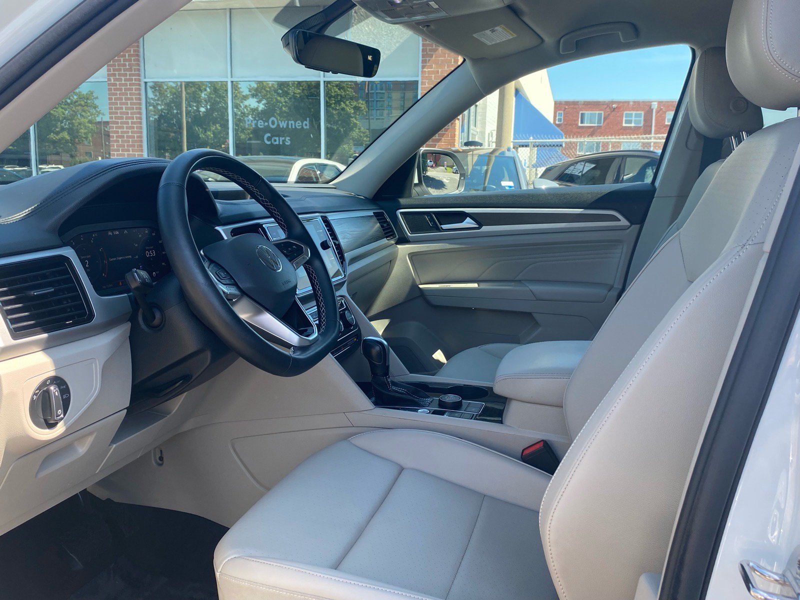 Used 2022 Volkswagen Atlas SE AWD/4WD image 12