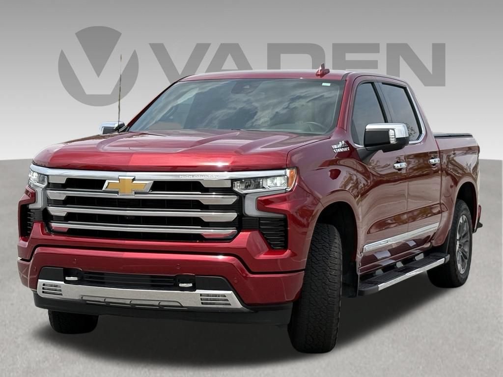 Used 2025 Chevrolet Silverado 1500 High Country w/ Z71 Off-Road Package AWD/4WD image 1